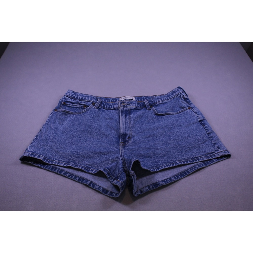 Abercrombie & Fitch Curve Love Mom Short High Rise